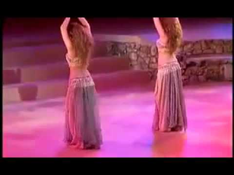 Sadie & Kaya – Dancing on Drum Solo